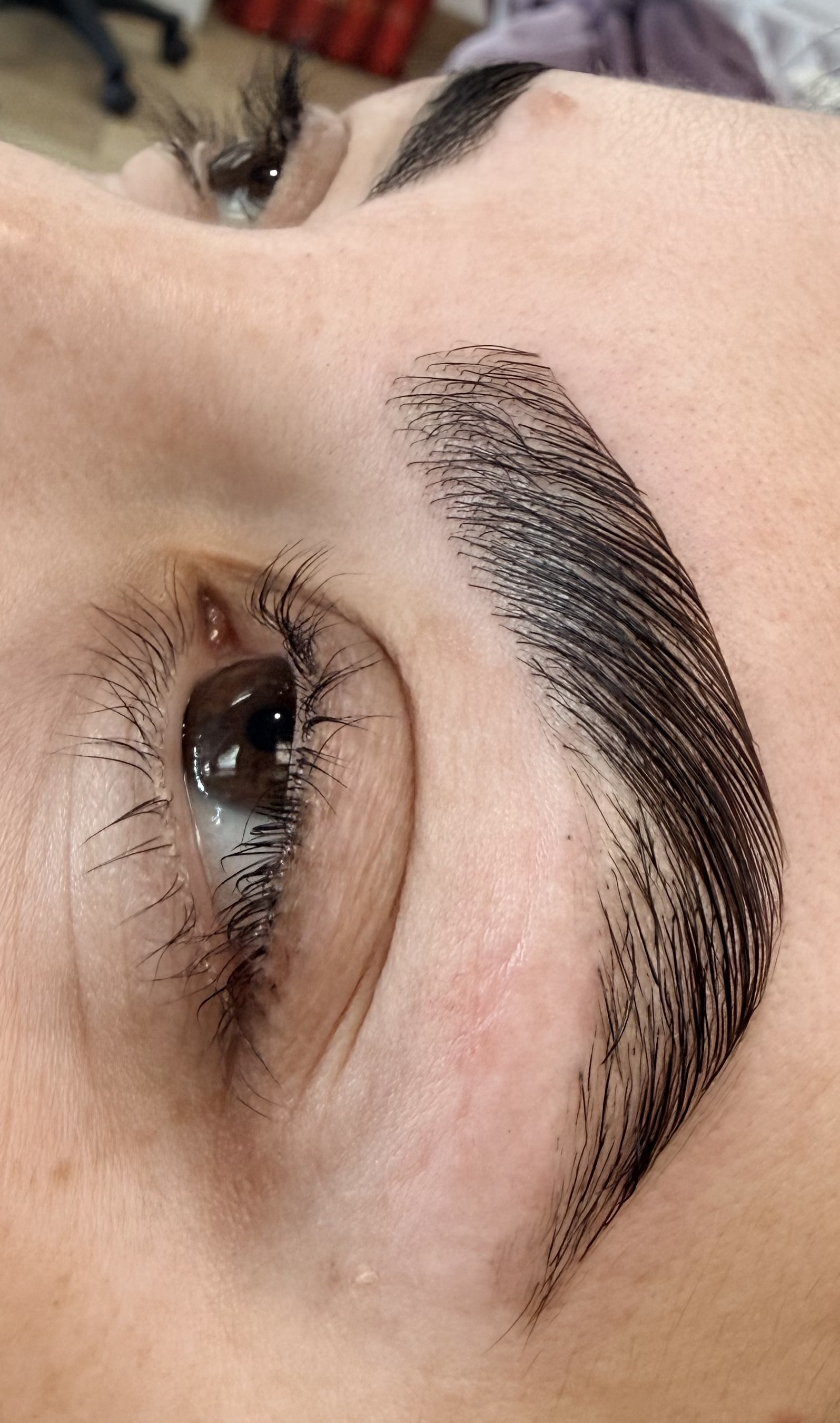 Eyebrow lamination by Rose