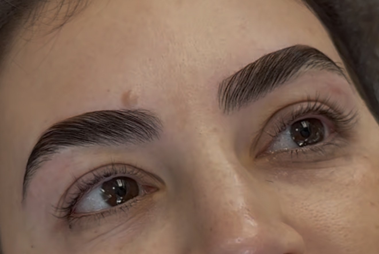 Eyebrow lamination by Rose